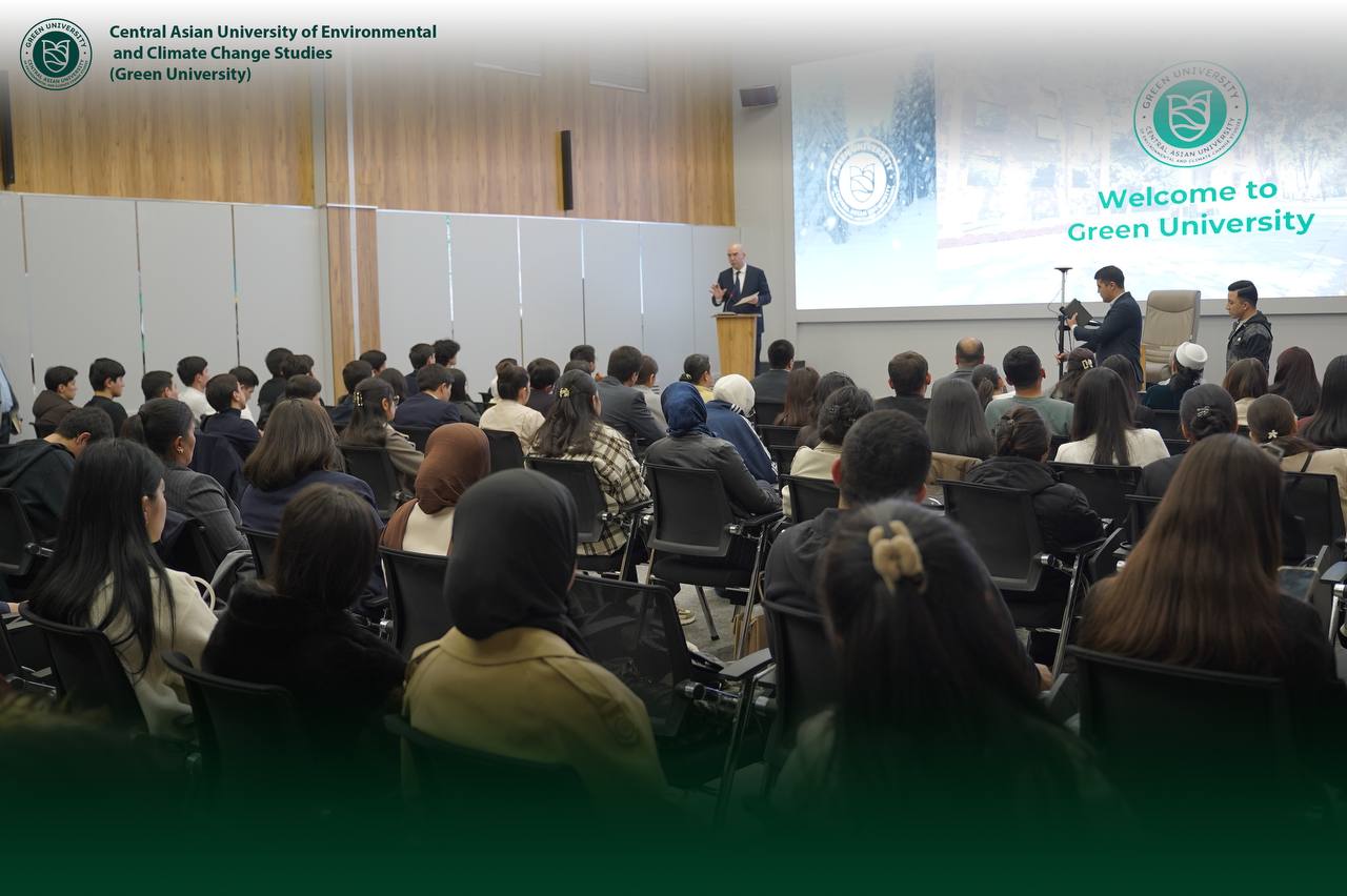 Official Meeting Held at Green University on the Occasion of “Youth Day”