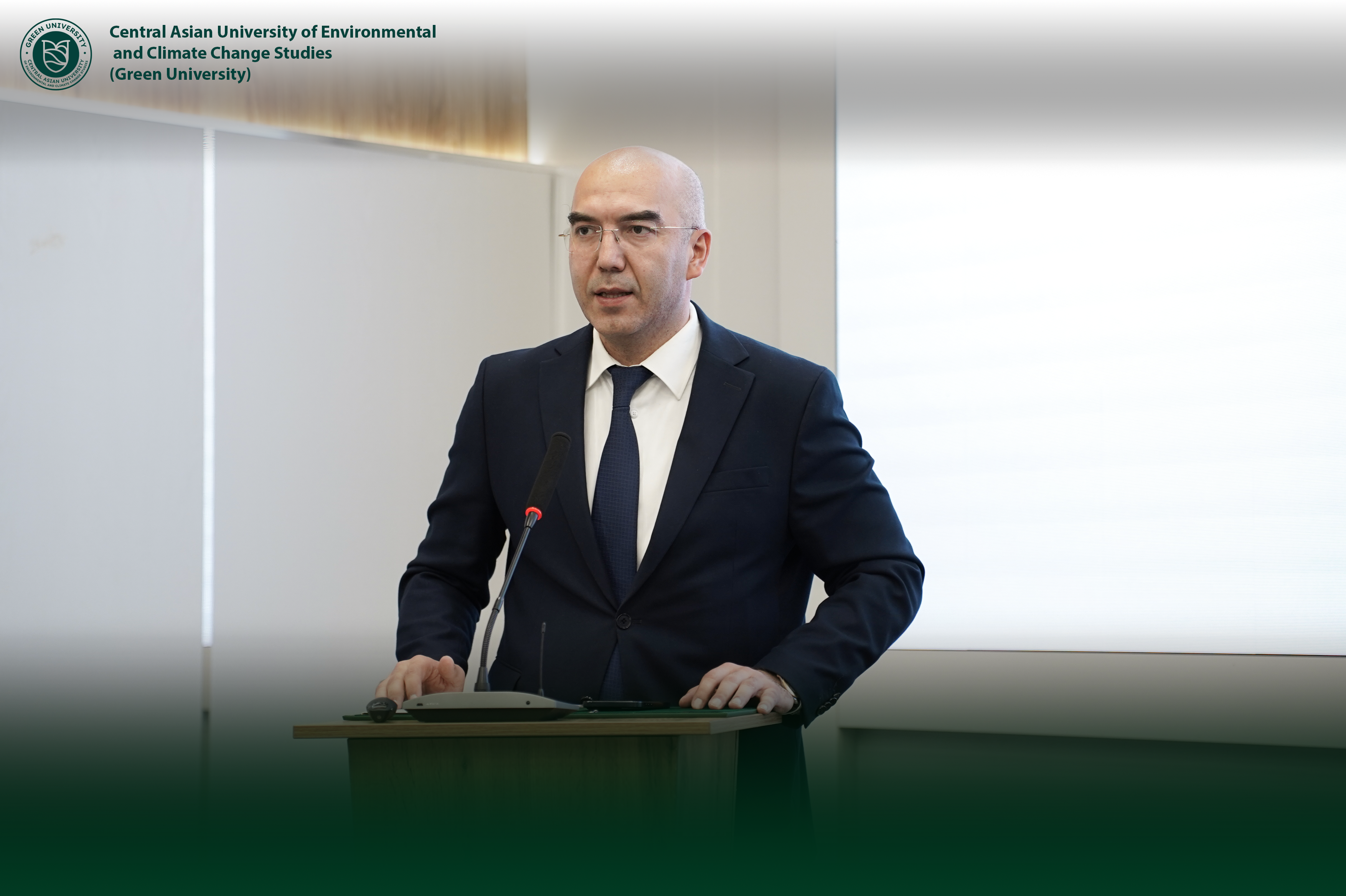 Green University hosts the national seminar-training “Environmental Culture Starts in…
