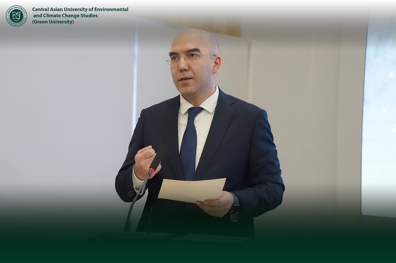 Official Meeting Held at Green University on the Occasion of “Youth Day”